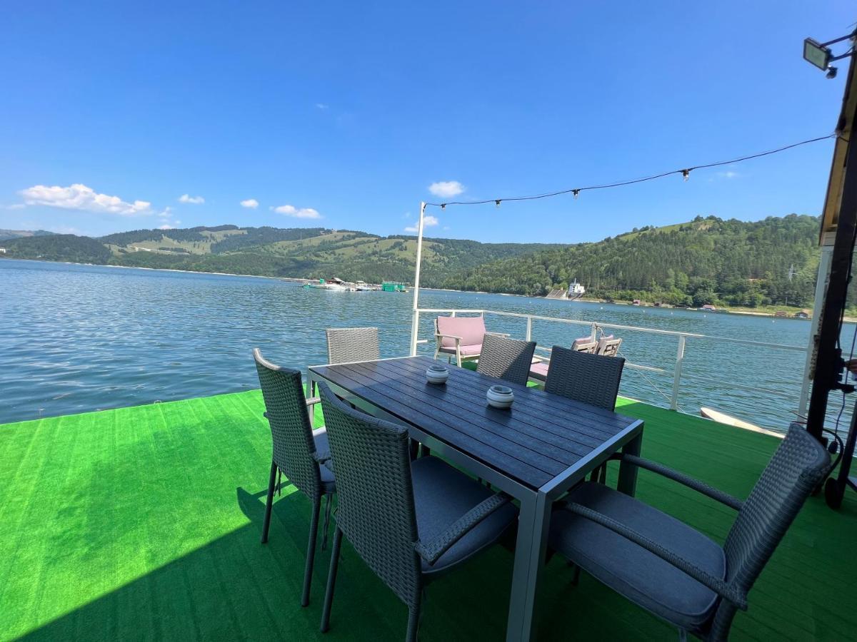 Casa Pe Lac Bicaz Eksteriør billede